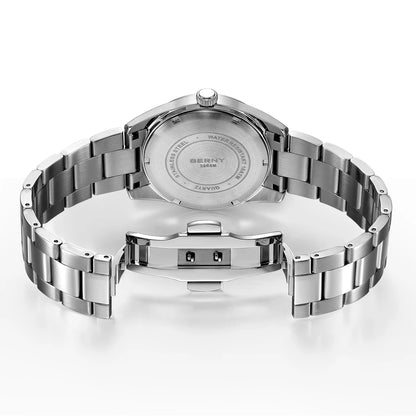 ساعة الشعاع الأحمر